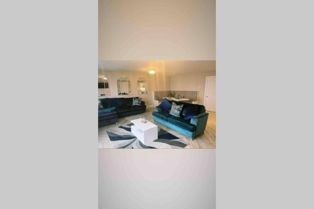 Luxurious Beach Front Apartment In Portrush Extérieur photo